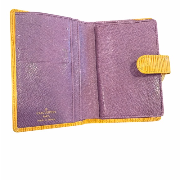 Louis Vuitton yellow epi kisslock wallet - Picture 3 of 12